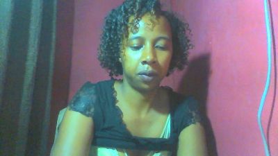 miora21 live cam on Cam4