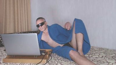 mirage5000 live cam on Cam4