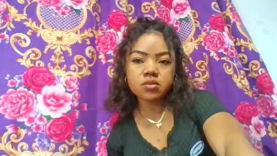 miranah5 live cam on Cam4