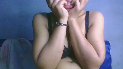 mishow2 live cam on Cam4