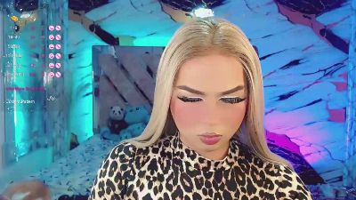 miss_adriana43 live cam on Cam4