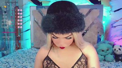 miss_adriana43 live cam on Cam4