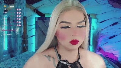 miss_adriana43 live cam on Cam4