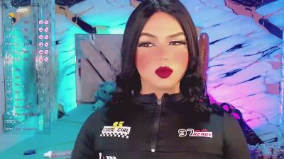 miss_adriana43 live cam on Cam4