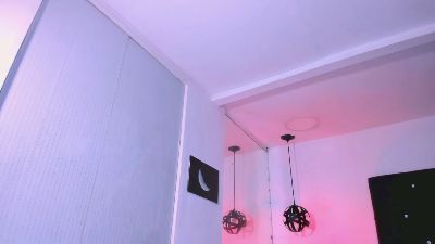 miss_yissell_55 live cam on Cam4