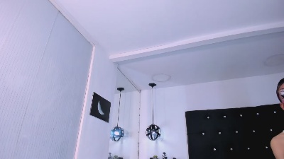miss_yissell_55 live cam on Cam4