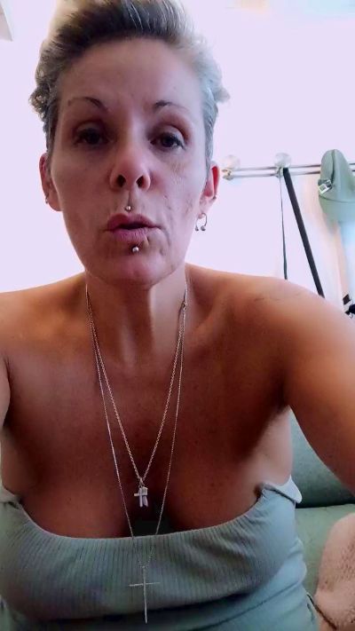 missfreya_bzh live cam on Cam4