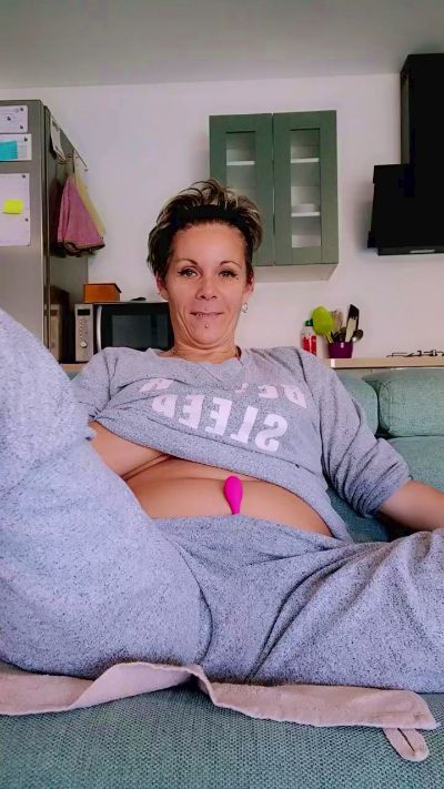 missfreya_bzh live cam on Cam4