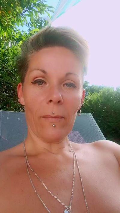 missfreya_bzh live cam on Cam4