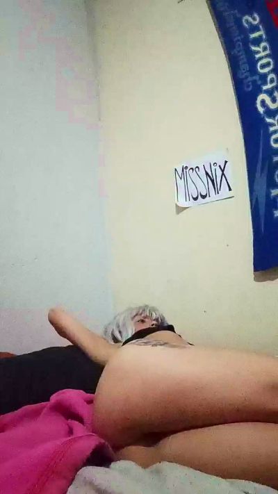 missnix2 live cam on Cam4