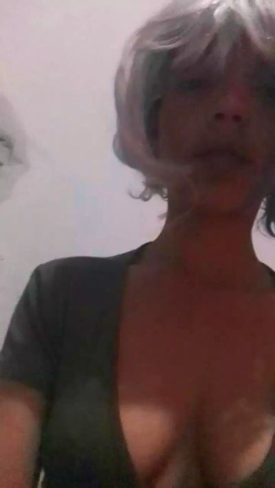 missnix2 live cam on Cam4