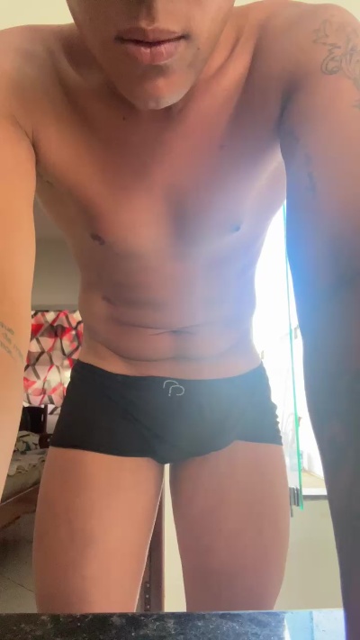 misterlol live cam on Cam4