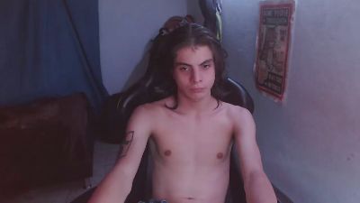 mistery_guyyy live cam on Cam4