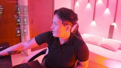mistress_flame live cam on Cam4