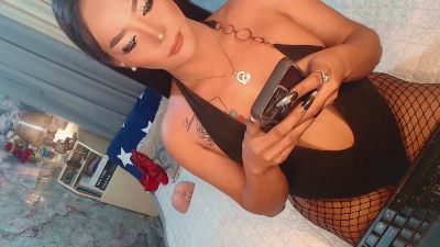 mistress_sierra live cam on Cam4