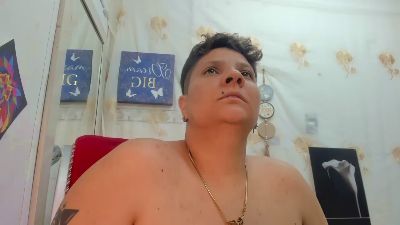 mistresscapucci live cam on Cam4