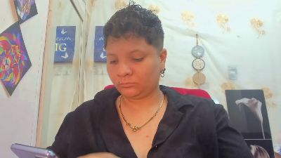 mistresscapucci live cam on Cam4