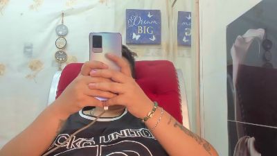 mistresscapucci live cam on Cam4