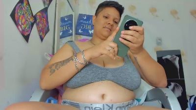 mistresscapucci live cam on Cam4