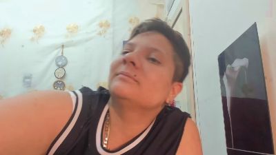 mistresscapucci live cam on Cam4