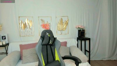 mistresshearts live cam on Cam4