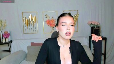 mistresshearts live cam on Cam4