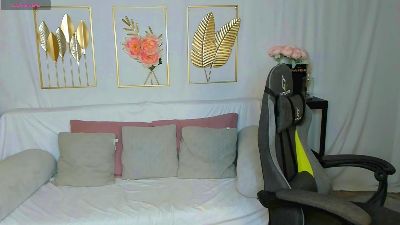 mistresshearts live cam on Cam4