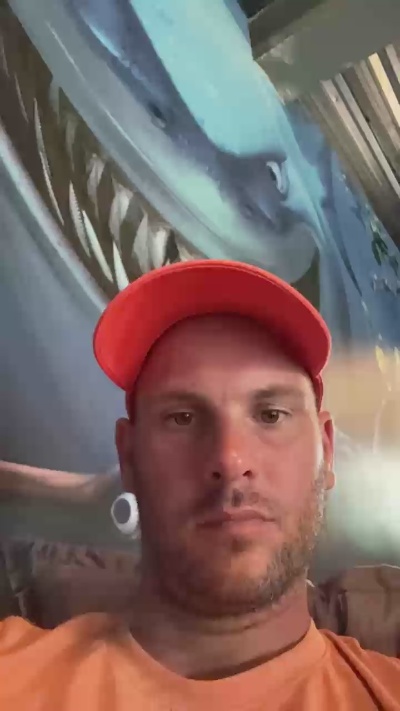 mitchell_boy live cam on Cam4