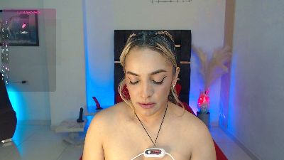 miyu_charlotte live cam on Cam4