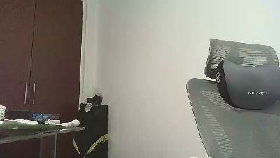 mizkyxes1 live cam on Cam4