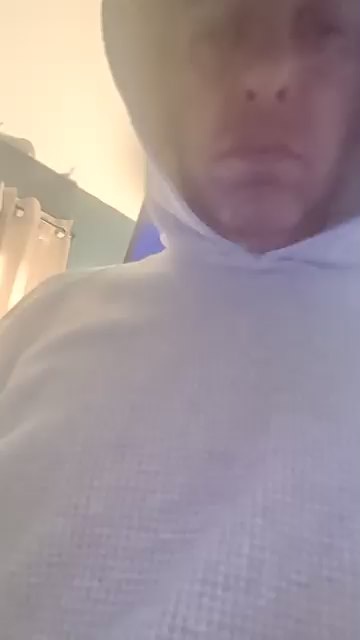 mjmckenzie55f20 live cam on Cam4