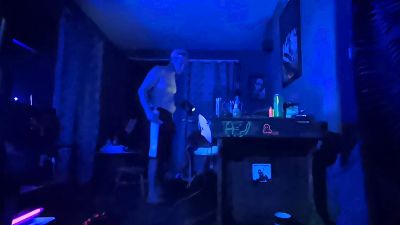 mjmckenzie55f20 live cam on Cam4