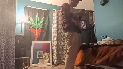 mjmckenzie55f20 live cam on Cam4