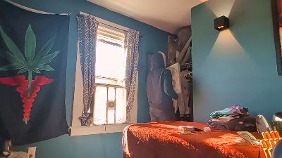 mjmckenzie55f20 live cam on Cam4