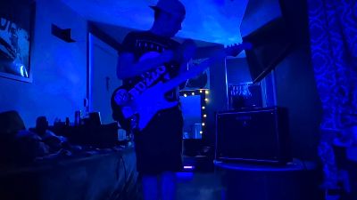 mjmckenzie55f20 live cam on Cam4
