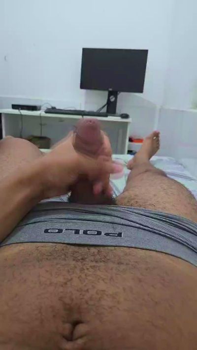 mlkbaianoputo live cam on Cam4