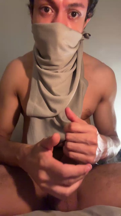mlkroludodesp live cam on Cam4