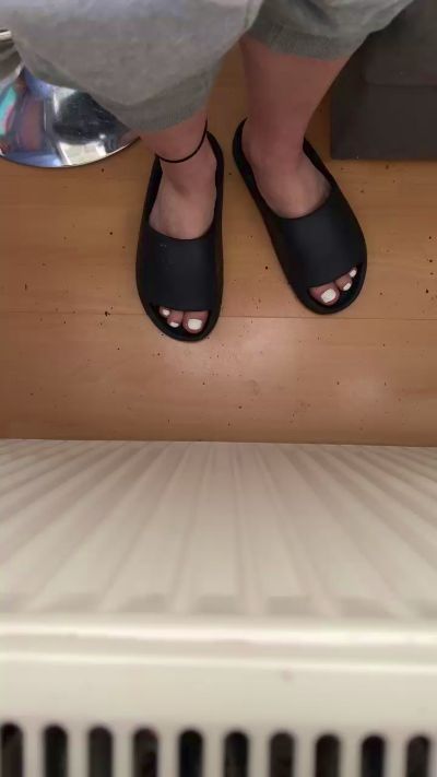 mmmshy live cam on Cam4