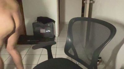 moby_duck live cam on Cam4