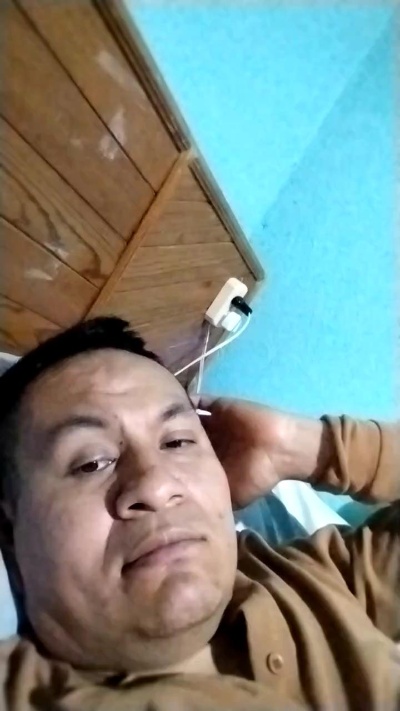 mocaserver25 live cam on Cam4