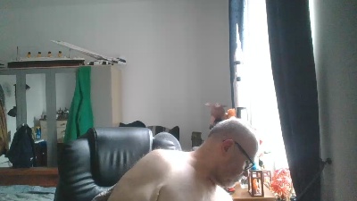 moggie1962 live cam on Cam4