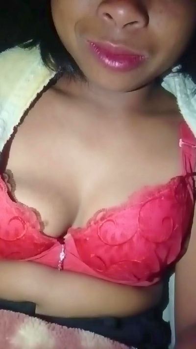 moha1 live cam on Cam4