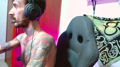 mohikano_97 live cam on Cam4