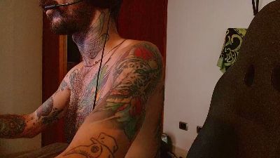 mohikano_97 live cam on Cam4
