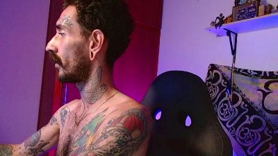 mohikano_97 live cam on Cam4