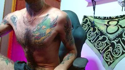 mohikano_97 live cam on Cam4