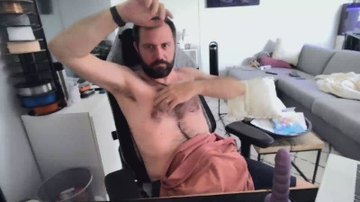 moi92160 live cam on Cam4