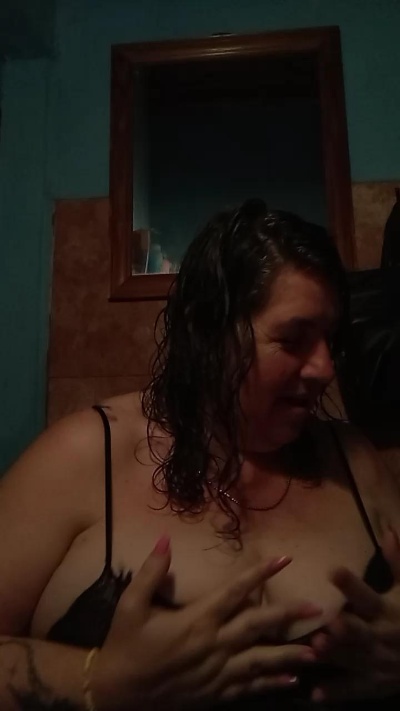 momar2 live cam on Cam4