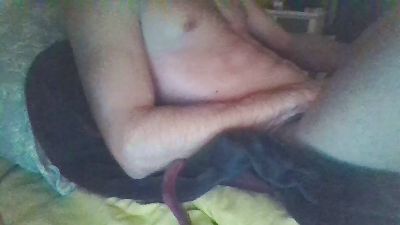 momentofeli live cam on Cam4