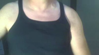 momo222ciao live cam on Cam4